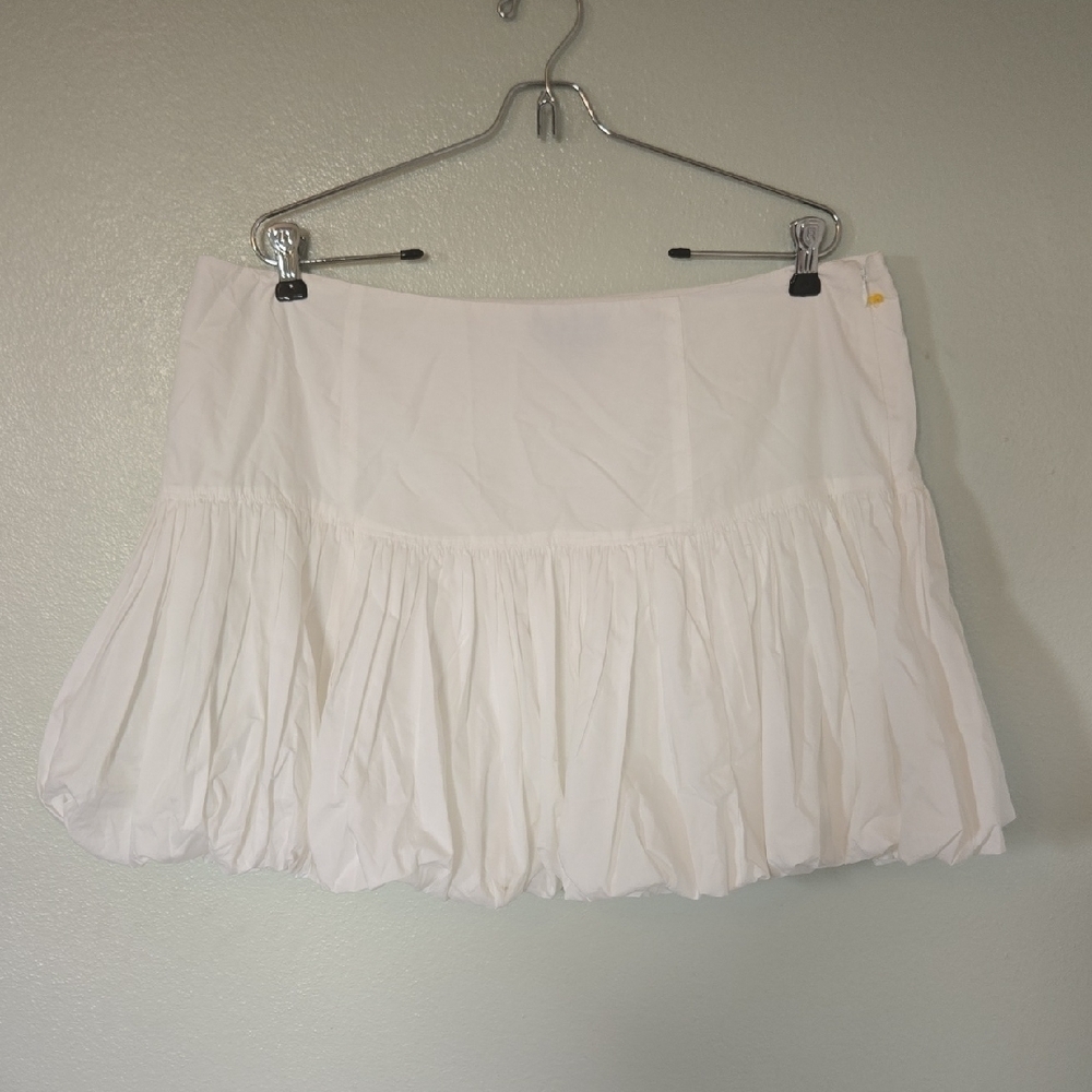CeCe | White Cotton Bubble Mini Skirt Size XL